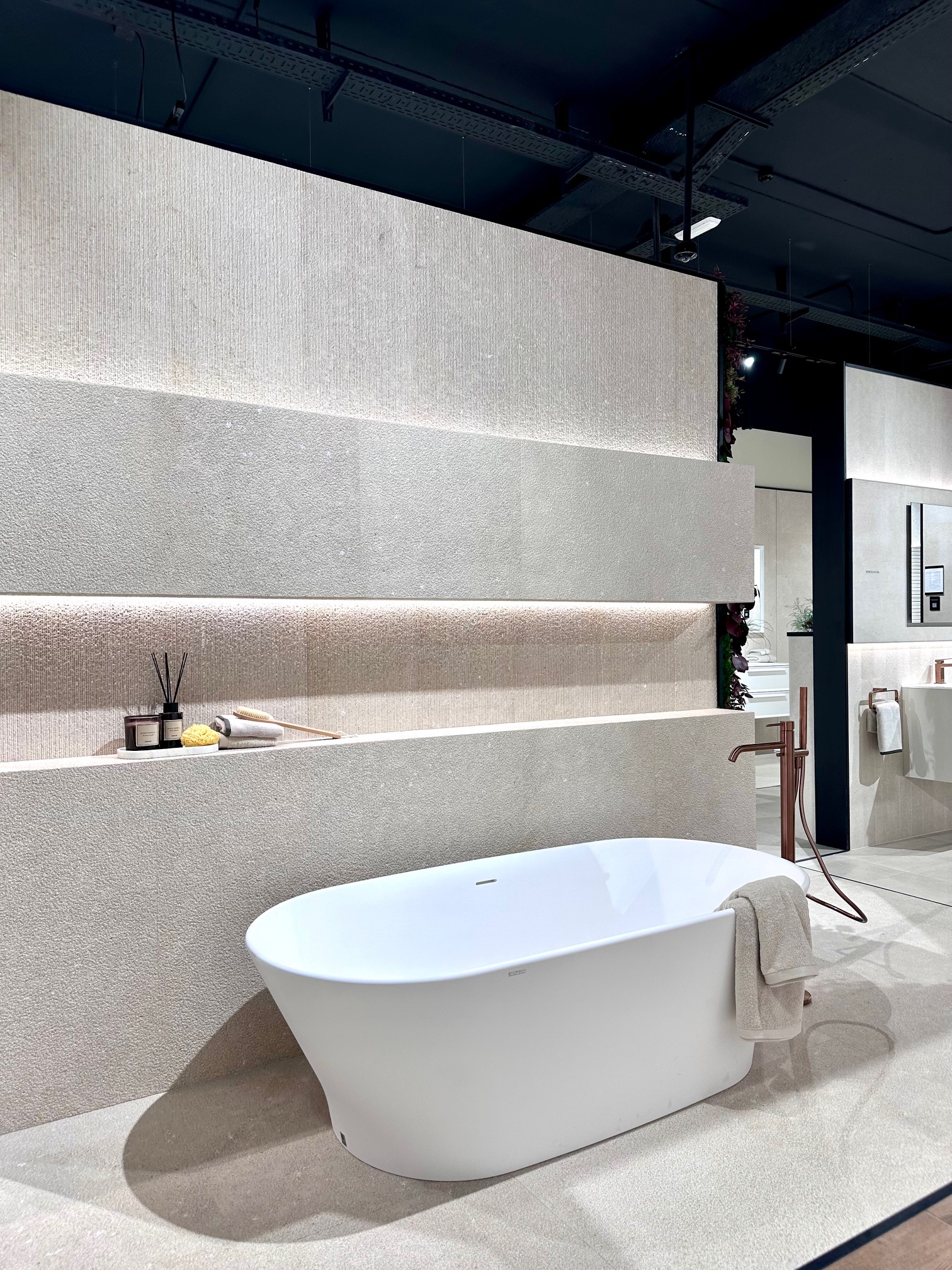 Gyárlátogatás- Spanyolország – Porcelanosa · 02