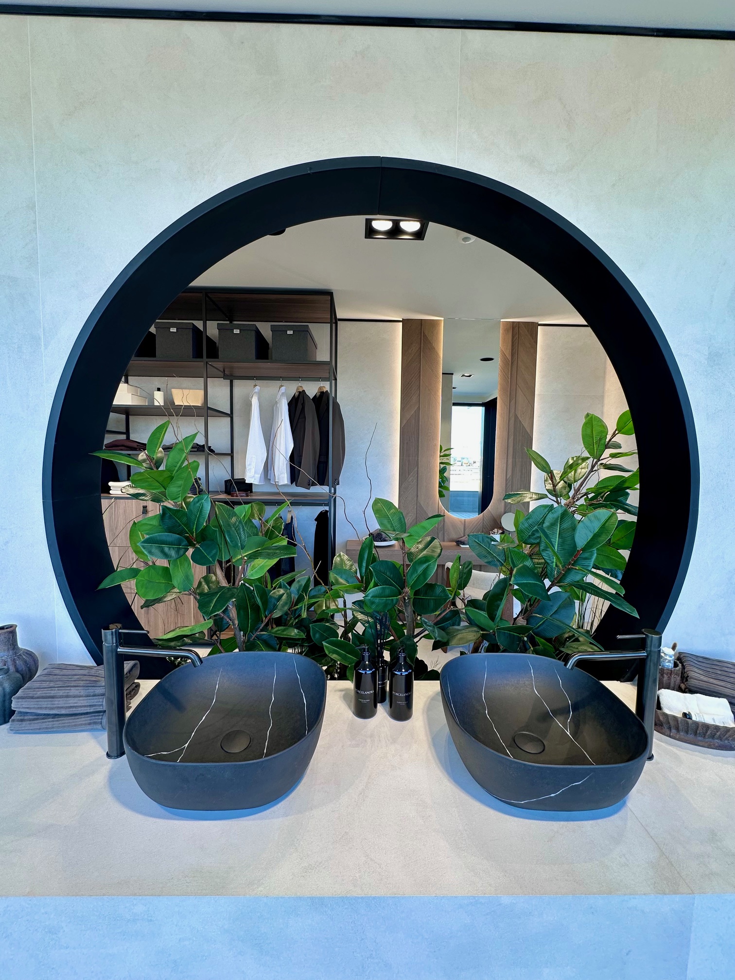 Gyárlátogatás- Spanyolország – Porcelanosa · 01